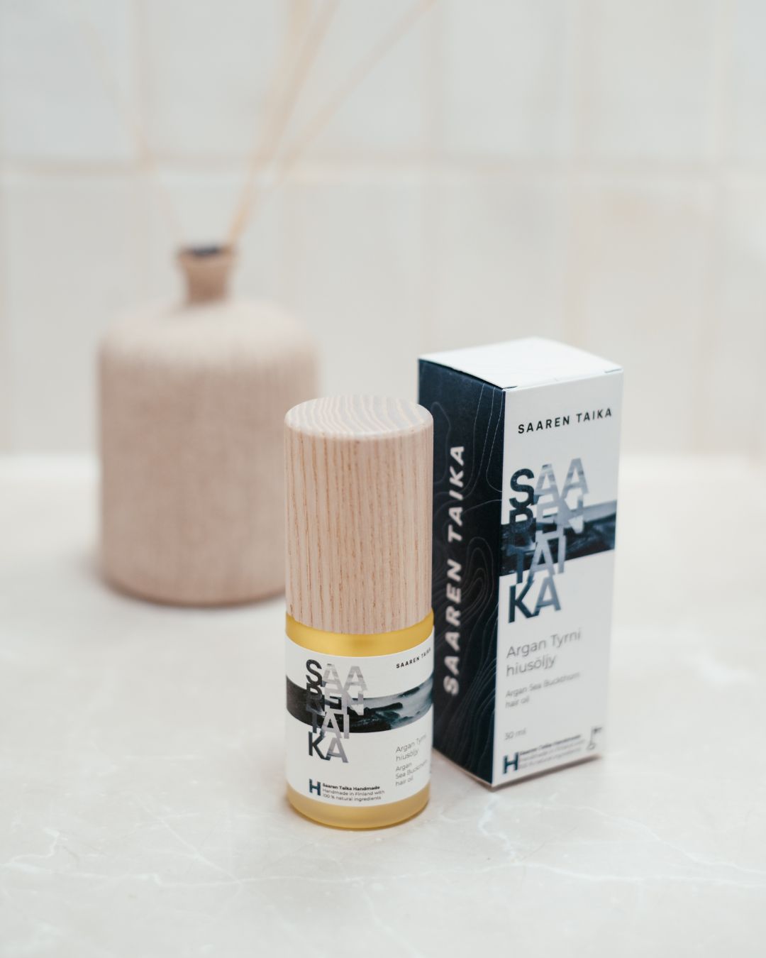 Argan Tyrni hiusöljy, erityisesti kuiville ja käsitellyille hiuksille, 100% luonnollinen, vegaaninen, 30ml