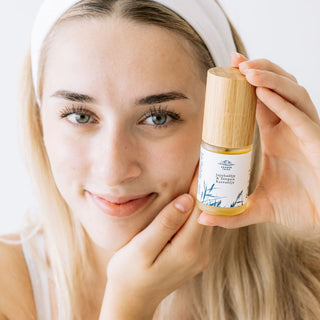 II-LAATU Jojoba & Teepuu kasvoöljy, paras ja tehokas apu näpyille, sopii akneiholle, 100% luonnollinen, vegaaninen Kasvoöljy Saaren Taika Handmade