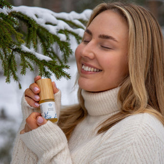 II-LAATU Jojoba & Teepuu kasvoöljy, paras ja tehokas apu näpyille, sopii akneiholle, 100% luonnollinen, vegaaninen Kasvoöljy Saaren Taika Handmade