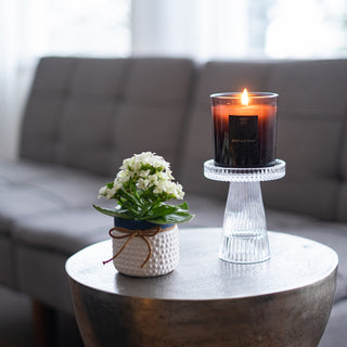 II-LAATU Tuoksukynttilä Jasmiini & Seetri [lyhyt sydänlanka], paloaika n. 45h, vegaaninen, palaa myrkyttömästi - Saaren Taika Decor Saaren Taika Decor