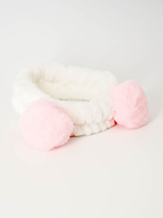 Hiuspanta korvilla, auttaa pitämään hiukset pois kasvoilta ja estää ihonhoitotuotteiden pääsyn hiuksiin