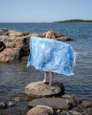 Saaren Taika suurikokoinen hamam pyyhe on imukykyinen, kevyt, pehmeä ja kuivuu nopeasti